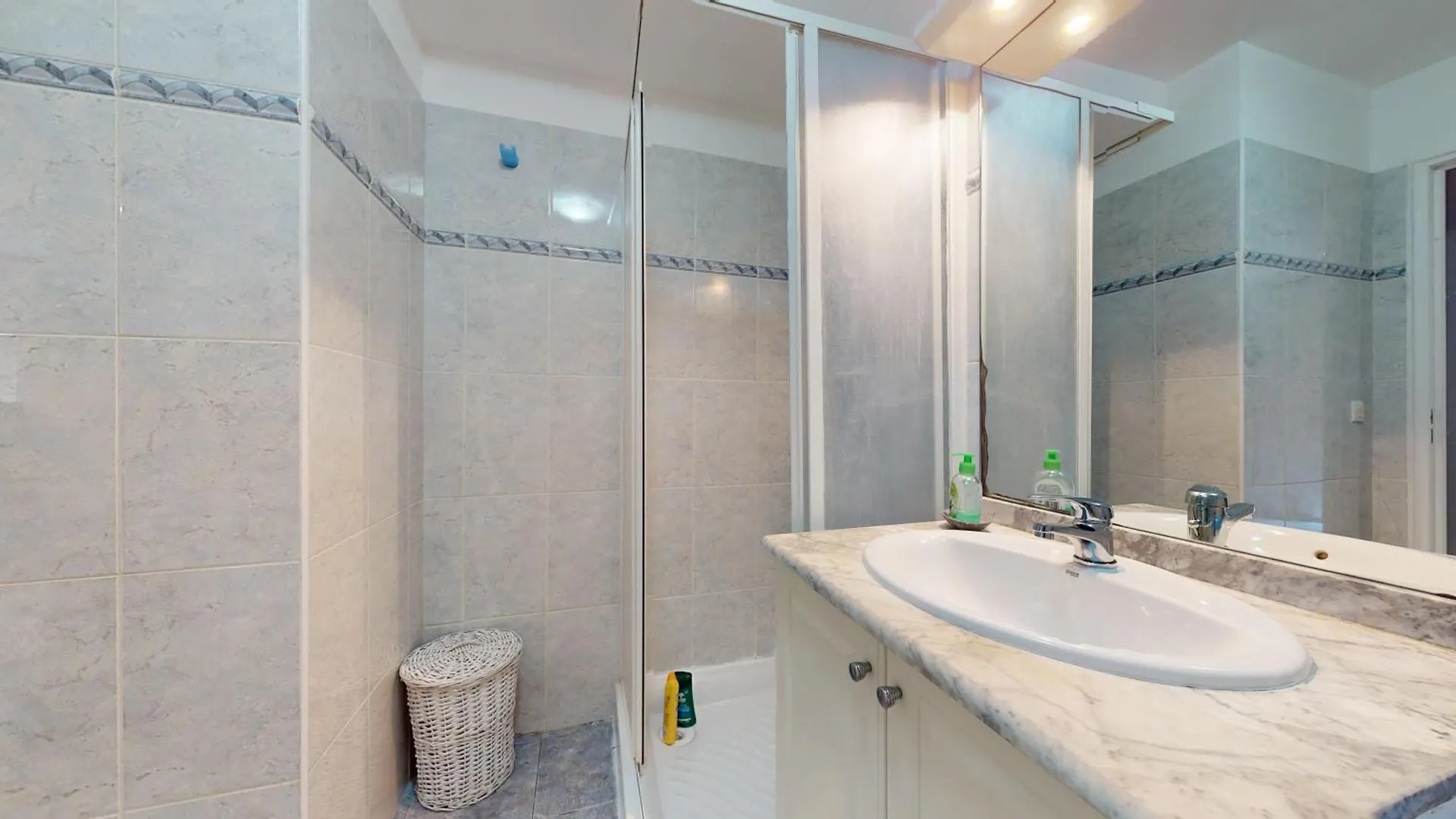 Apartment Charmant Studio Avec Coin Nuit/Face Casino&Plage Menton